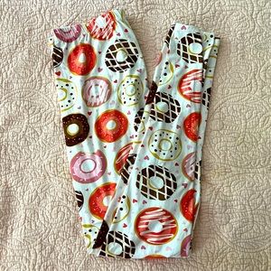 3/$10 Plus size Donut Leggings
